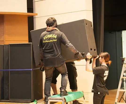 採用情報